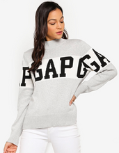Load image into Gallery viewer, GAP Sweater
